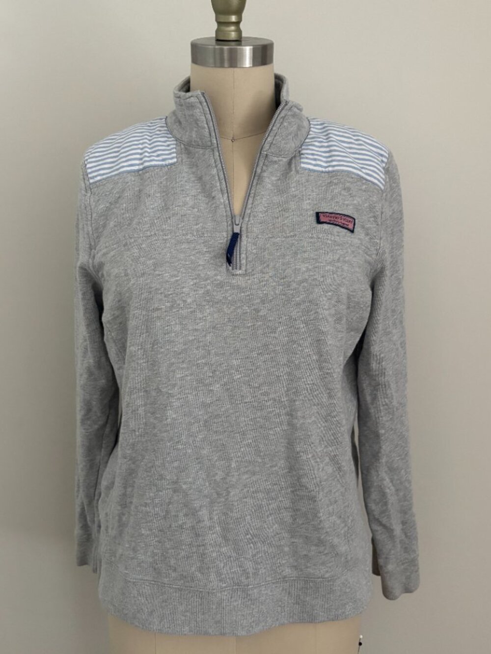 Vineyard Vines Gray 1/4 Zip Pullover Seersucker Stripe Accents Preppy Coastal M